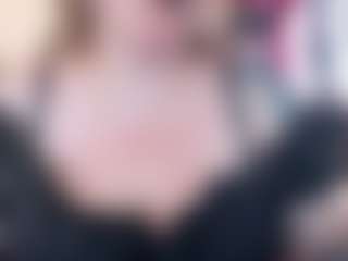 Live cam show with kisicaxx - Glasses on Soda Cam