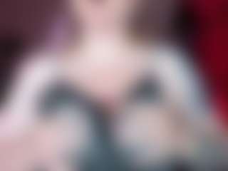 Live cam show with kisicaxx - Glasses on Camsoda
