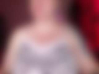 Live cam show with kisicaxx - Glasses on Camsoda