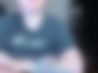 Live cam show with kisicaxx - Strapon on Milfs Live