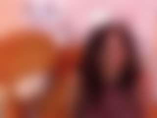 Live cam show with Emiily_Lovex - Ebony on Camsoda | colombia
