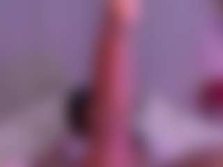 Live cam show with Emiily_Lovex - Flexible on Camsoda