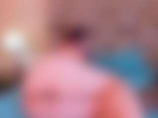 Mia Hot's Live Sex Cam Show