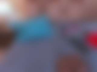 Mia Hot MILF webcam performer live streaming