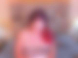 Live cam show with Mia Hot - Red Hair Shaved Pussy on Livezox