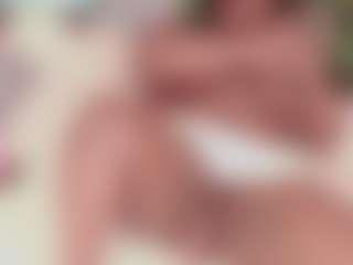 Live cam show with Jhoxy_M - Ass Bouncing on Dolls Live