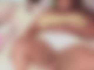 Live cam show with Jhoxy_M - Facial Piercings on Camsoda