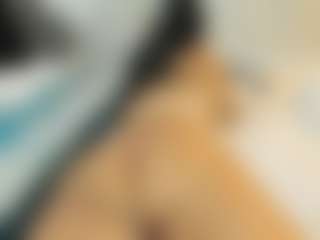 Live cam show with alizehorny - Interactivetoy on crypto-cams