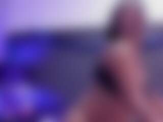 miawhitee's Live Sex Cam Show