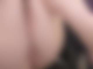 kellycarolina's Live Sex Cam Show