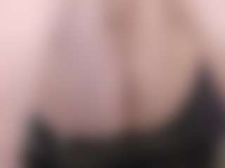 kellycarolina's Live Sex Cam Show