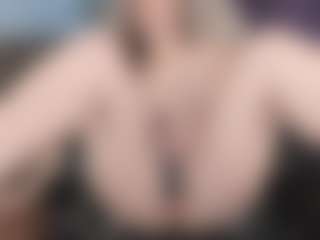 kellycarolina's Live Sex Cam Show