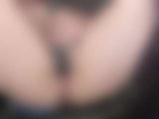 Live cam show with kellycarolina - Brown Hair MILF on Camsoda Late Night