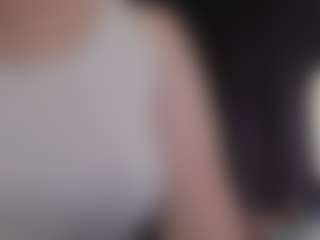 kellycarolina MILF webcam performer live streaming