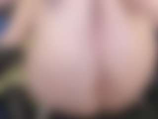 kellycarolina's Live Sex Cam Show