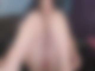 KellyCarolina's Live Sex Cam Show