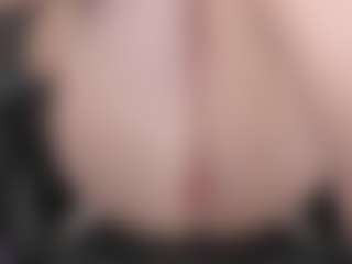 Live cam show with KellyCarolina - Big Tits Brown Hair on SinfulBabes