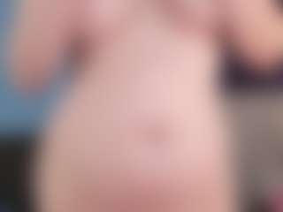 Live cam show with KellyCarolina - Bedroom Brown Hair on Camsoda