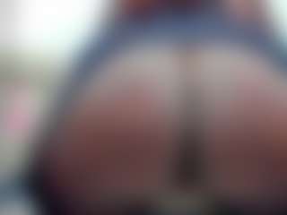 Naomi King's Live Sex Cam Show