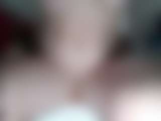 Live cam show with vickysexyx - Athletic on Soda Cam