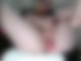 Live cam show with vickysexyx - Glasses on CamwithHer