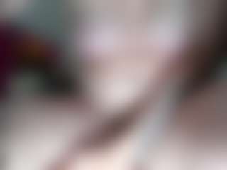 Live cam show with vickysexyx - Glasses on CamClone