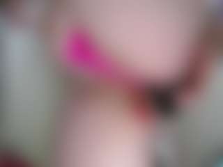 Live cam show with vickysexyx - Fit on liverealitysex.com