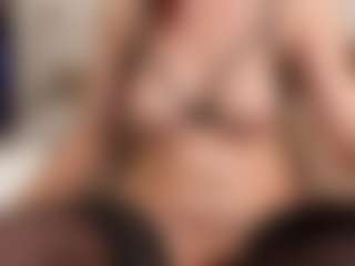 bushe1's Live Sex Cam Show
