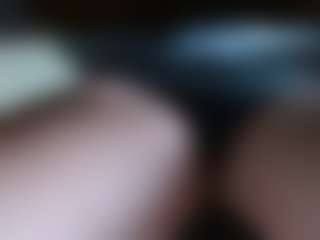 Live cam show with CustomerService - White on Chatstar