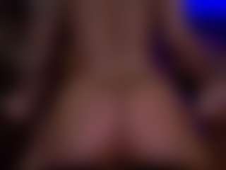 heidicox's Live Sex Cam Show