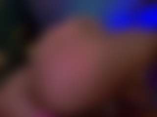 heidicox's Live Sex Cam Show