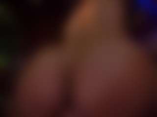 heidicox's Live Sex Cam Show