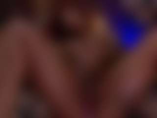 heidicox's Live Sex Cam Show