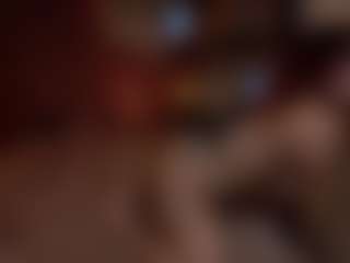 heidicox MILF webcam performer live streaming