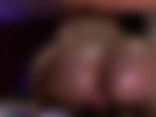 heidicox's Live Sex Cam Show