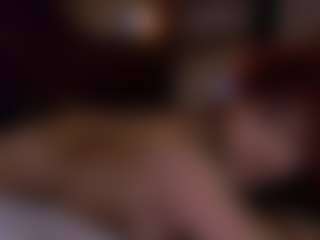 Live cam show with heidicox - Brown Eyes MILF on Hubzter Live