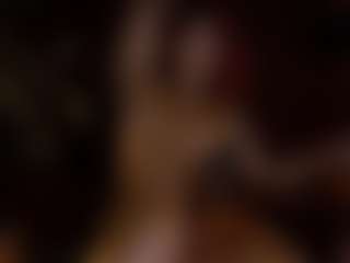 Live cam show with heidicox - Gamer MILF on Sweet Sext