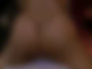 Live cam show with heidicox - Barelylegal on Camsoda
