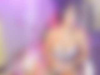 Live cam show with Katt Leya - Dirty Talk on StripNow