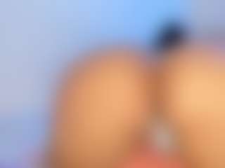 Live cam show with NinaPetite - Orgasm on parknlotfishbdy