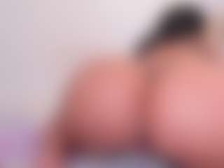 Live cam show with NinaPetite - Deepthroat on x69.live