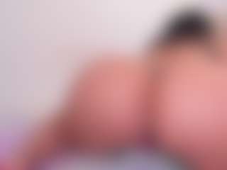 Live cam show with NinaPetite - College Lovense on camgirlchat.live