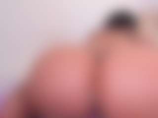 Live cam show with NinaPetite - BBW Middle Aged on instabang
