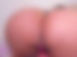 Live cam show with NinaPetite - Shaved Pussy MILF on numayanayam.club