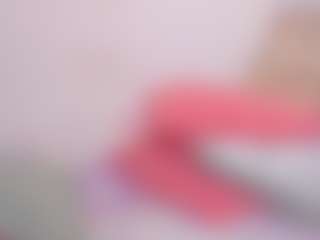 Live cam show with NinaPetite - Squirt MILF on CamSodaAdn