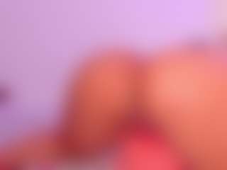 Live cam show with NinaPetite - HD on StripNow