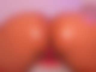 Live cam show with NinaPetite - Brown Eyes on studioflirtlive.com