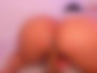 Live cam show with NinaPetite - HD MILF on Latina Girls