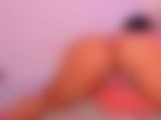 Live cam show with NinaPetite - Flirt MILF on ObeyMaria