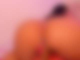 Live cam show with NinaPetite - BBW Shaved Pussy on Fit Hotties